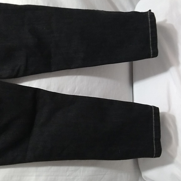 White House Black Market Slim Capri Noir Jeans Sz.2 Feel Beautiful Like New - Picture 8 of 13